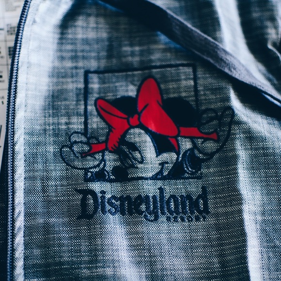 Disney Parks Women’s Rain Jacket - Picture 4 of 5